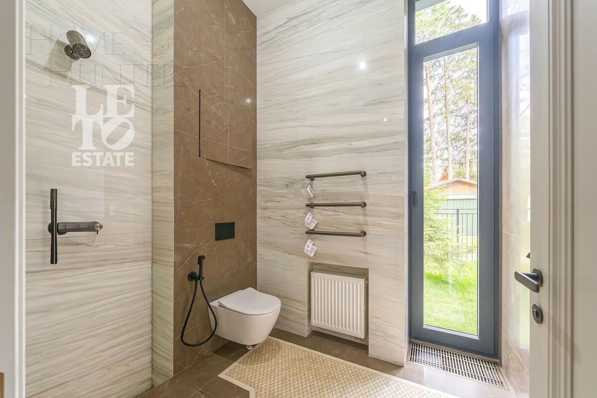 3-этажный коттедж 380 м² с отделкой