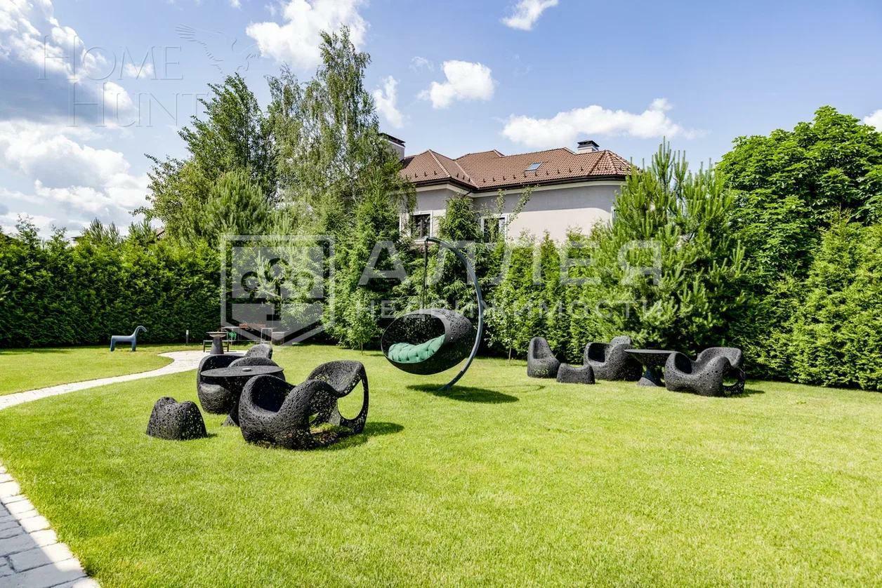 2-этажный коттедж 550 м² с отделкой