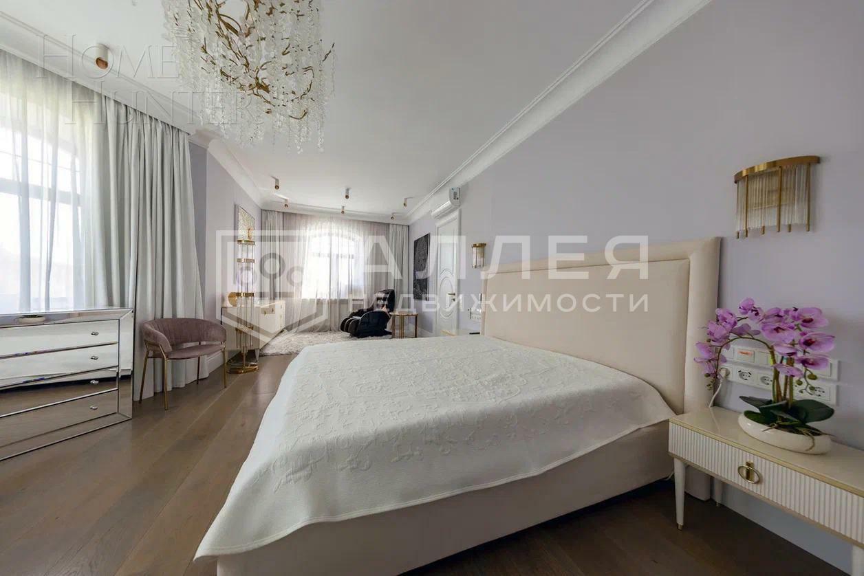 2-этажный коттедж 550 м² с отделкой