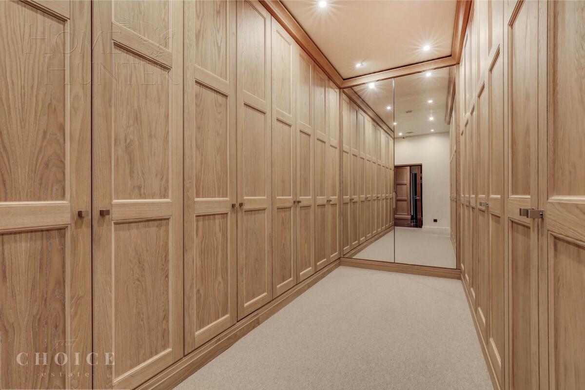 2-этажный коттедж 725 м² с отделкой