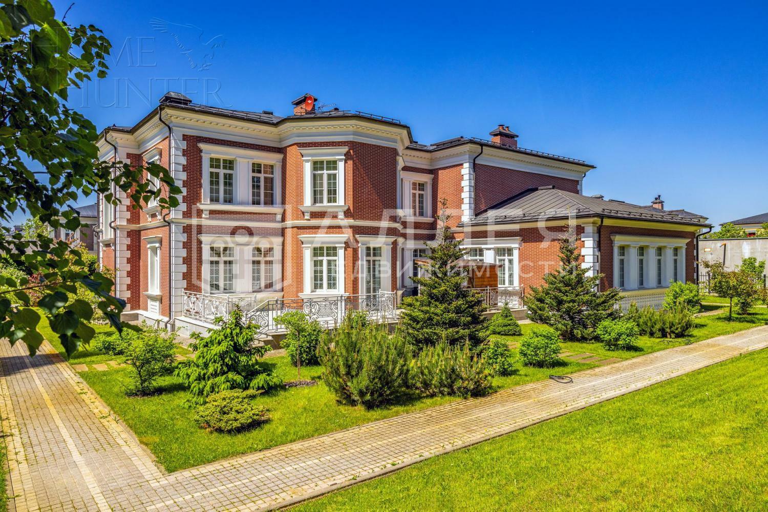 2-этажный коттедж 1 400 м² с отделкой