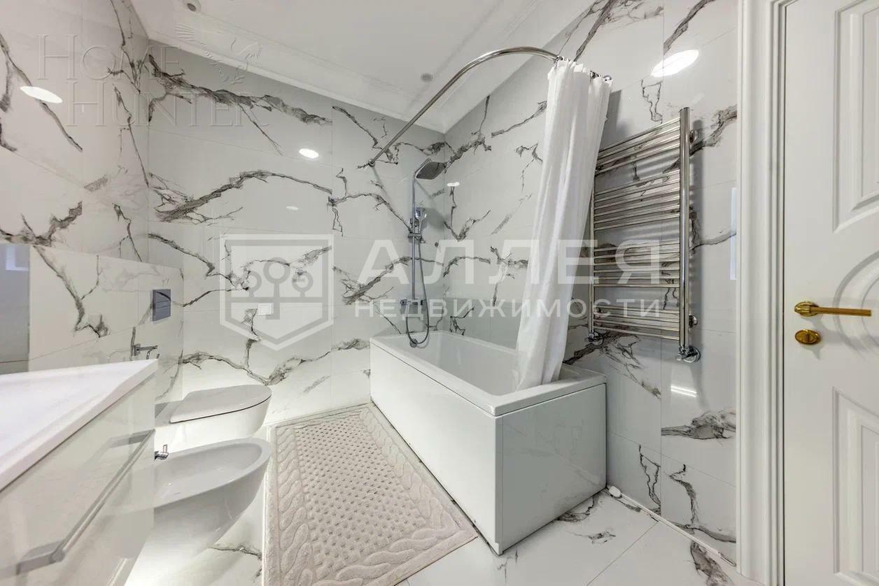 2-этажный коттедж 550 м² с отделкой