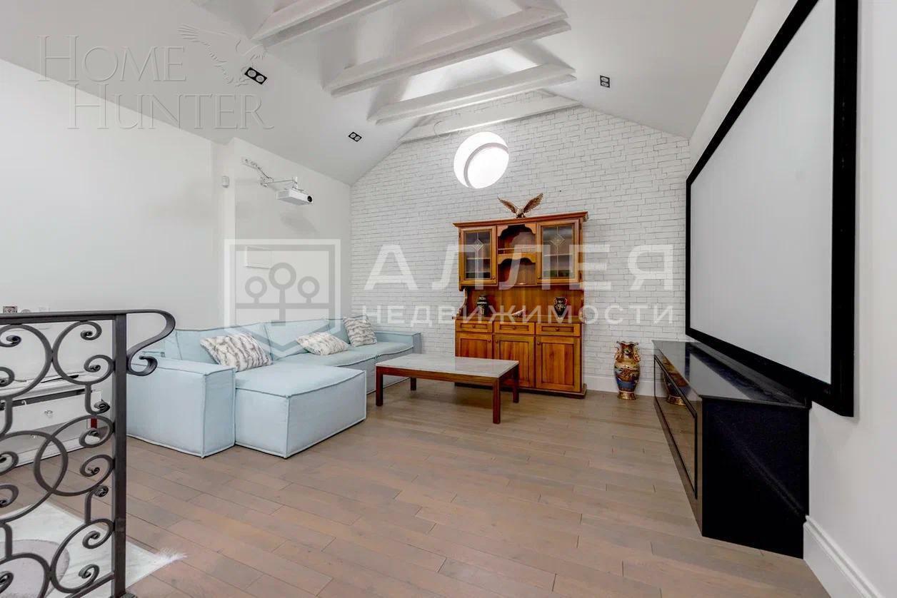 2-этажный коттедж 550 м² с отделкой