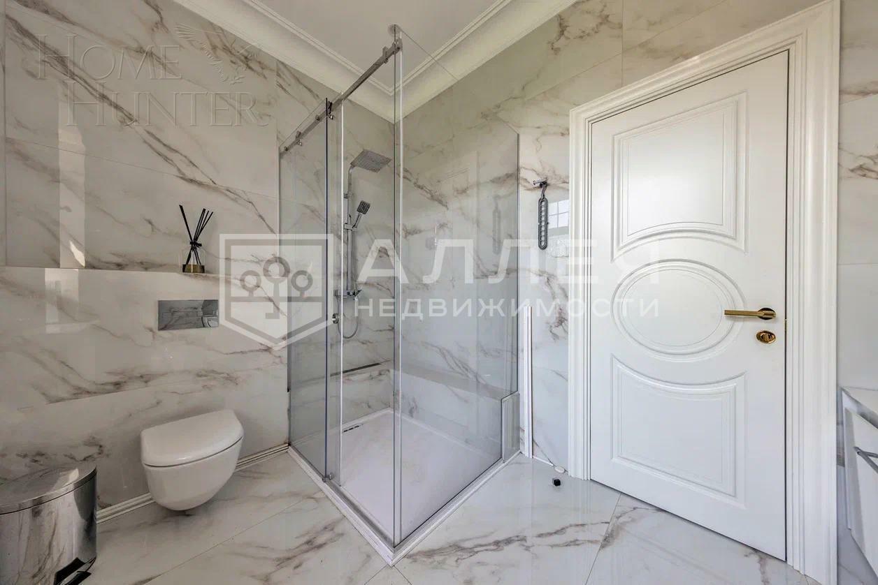 2-этажный коттедж 550 м² с отделкой