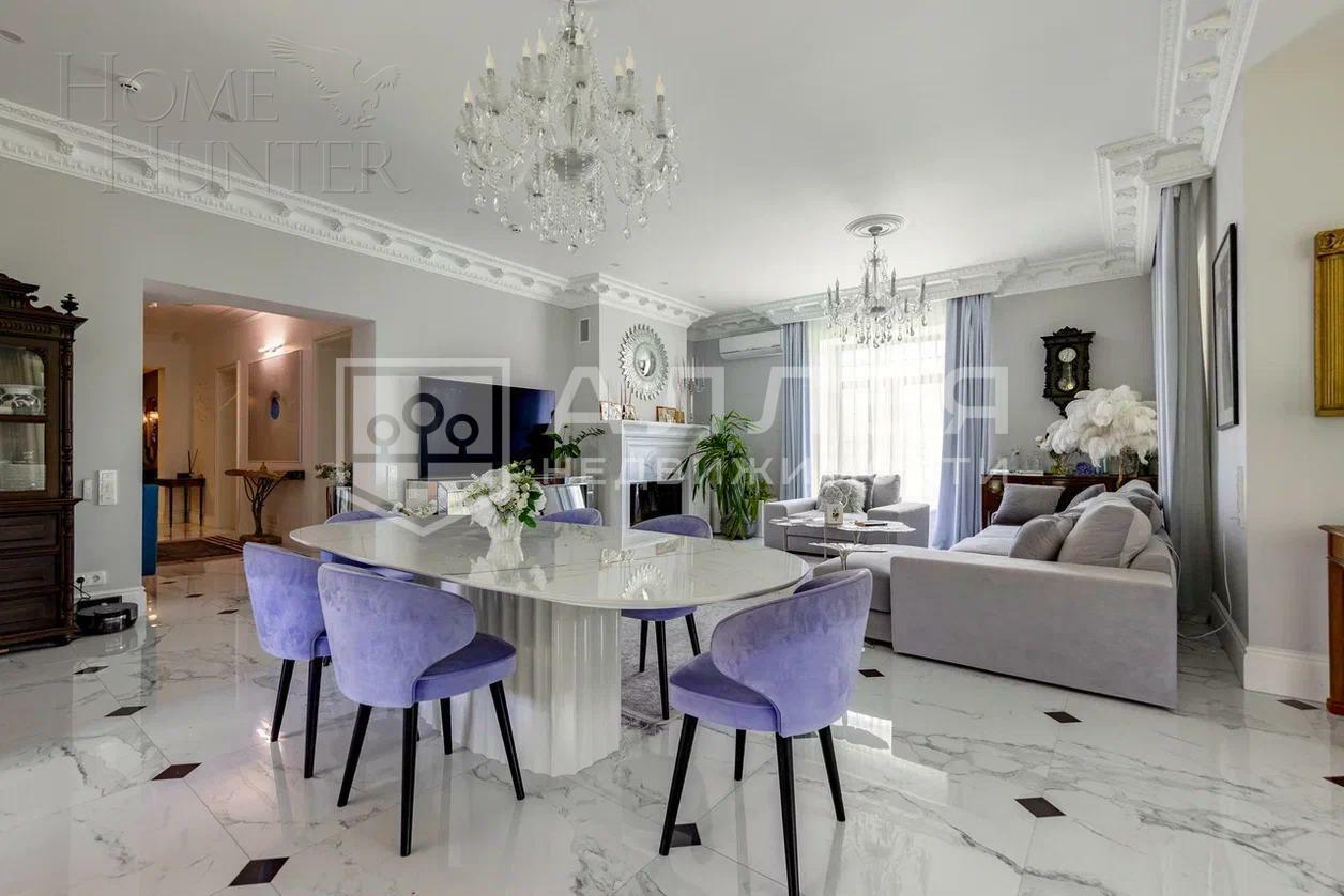 2-этажный коттедж 550 м² с отделкой