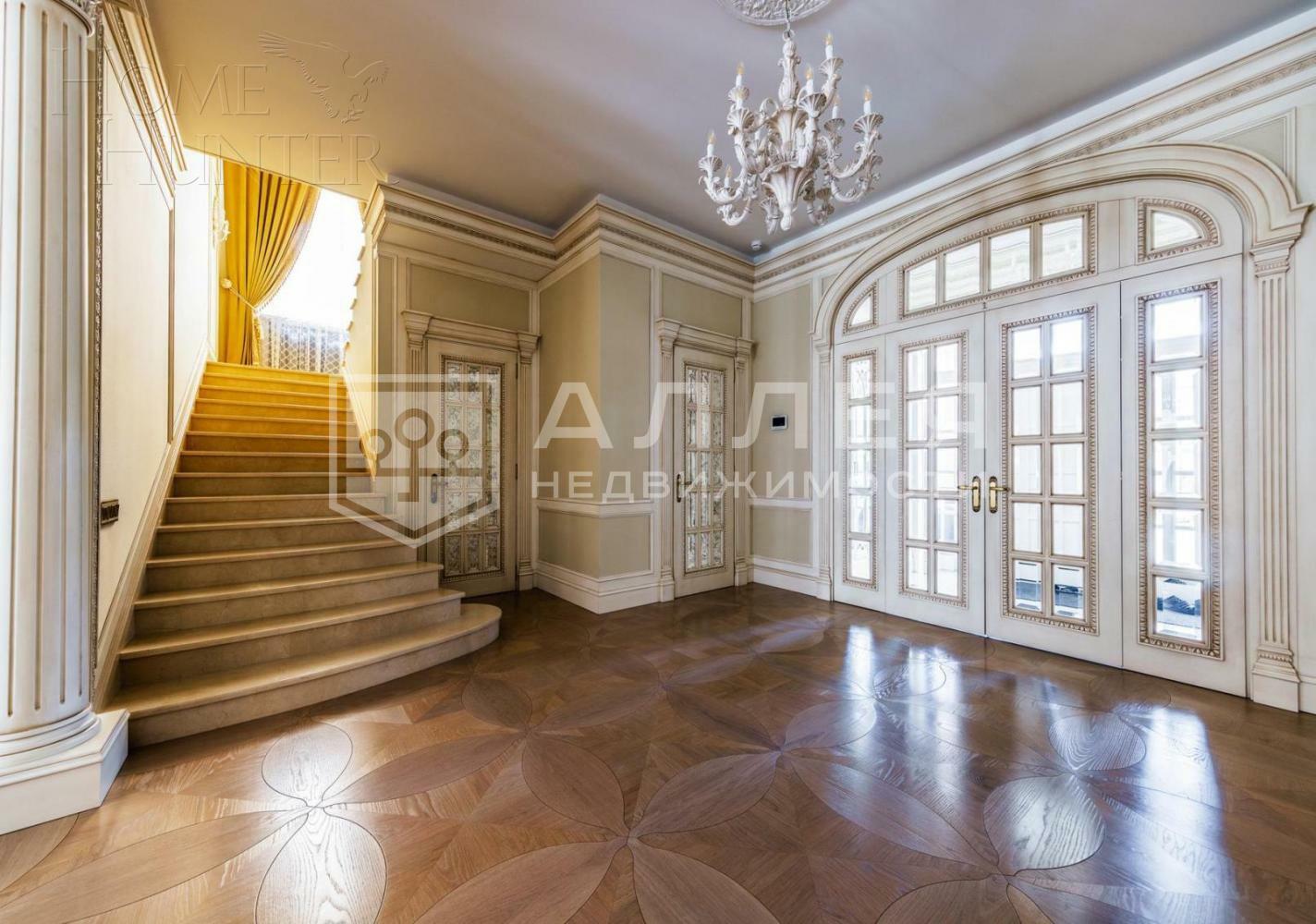 2-этажный коттедж 1 400 м² с отделкой