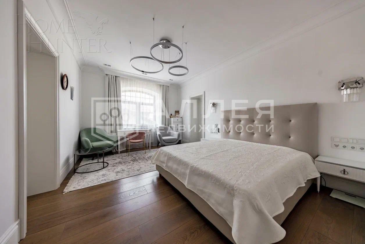 2-этажный коттедж 550 м² с отделкой