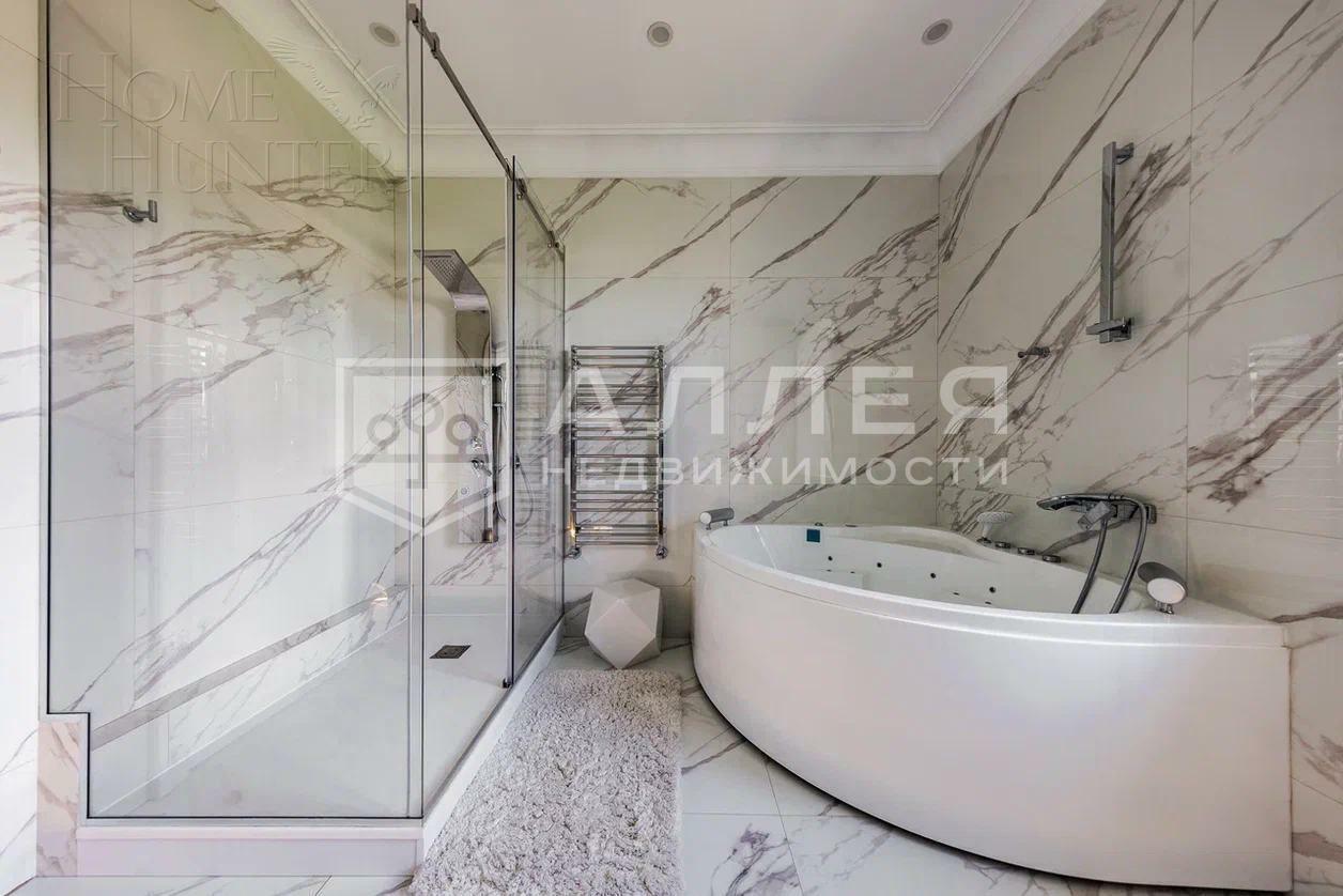 2-этажный коттедж 550 м² с отделкой