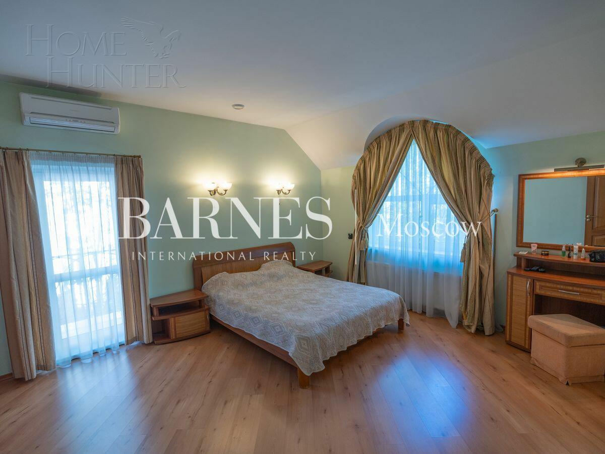 2-этажный коттедж 312 м² с отделкой