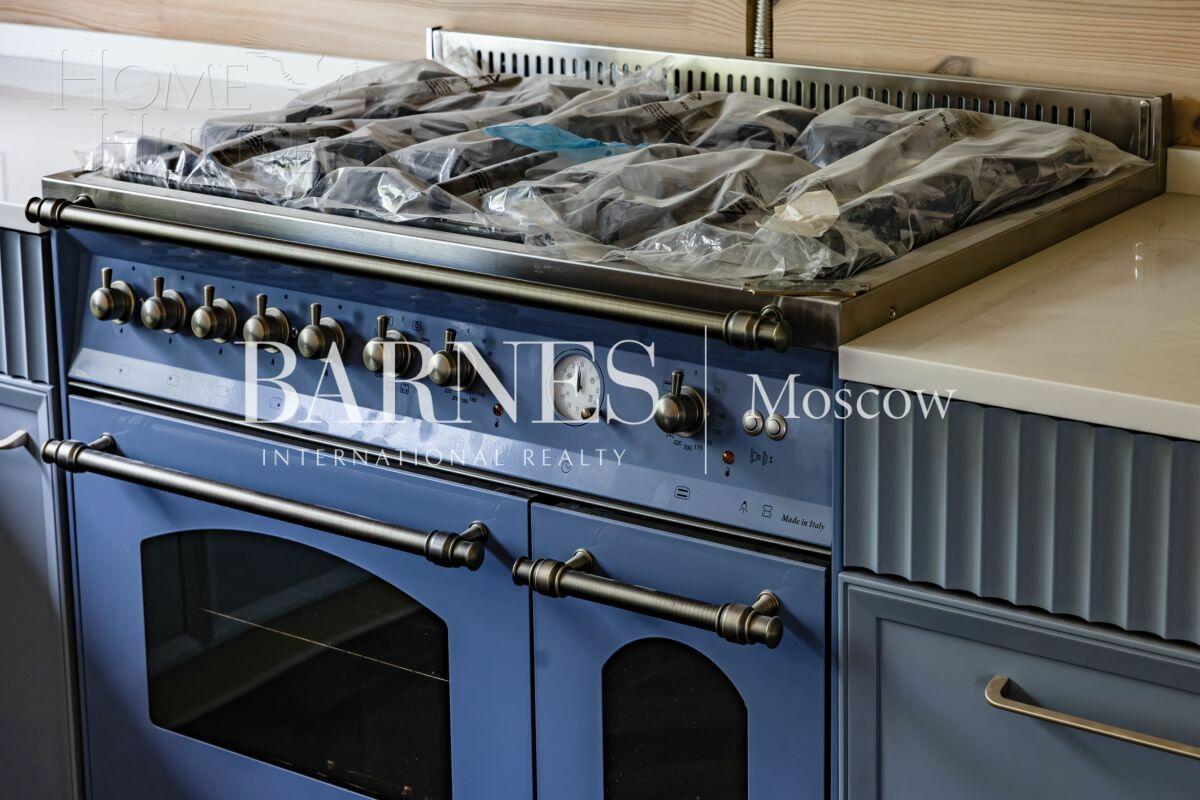 2-этажный коттедж 726 м² с отделкой