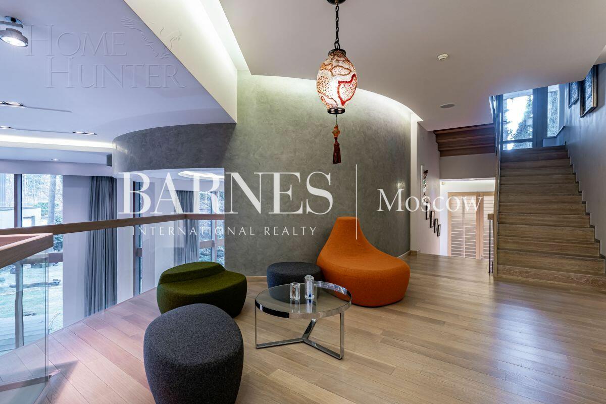 2-этажный коттедж 1 622 м² с отделкой