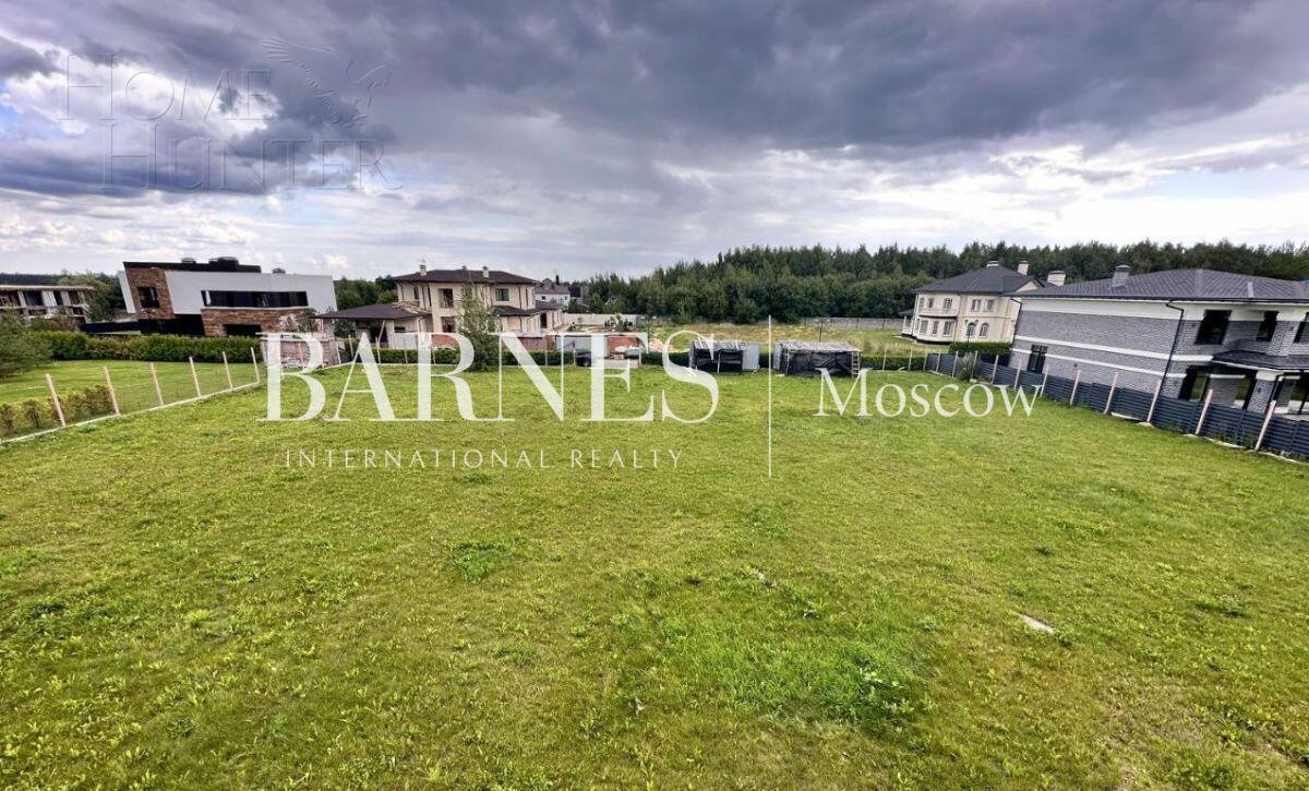 Участок 24.5 сот. в охраняемом поселке