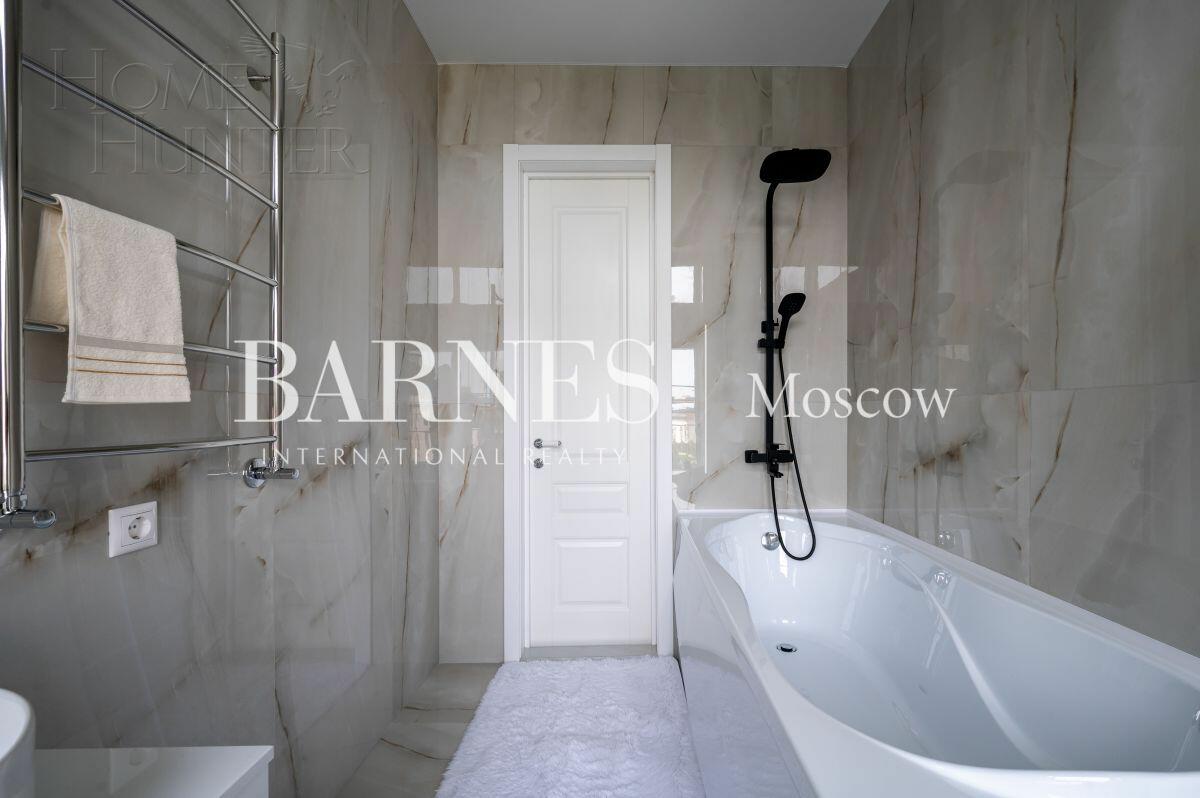 2-этажный коттедж 220 м² с отделкой