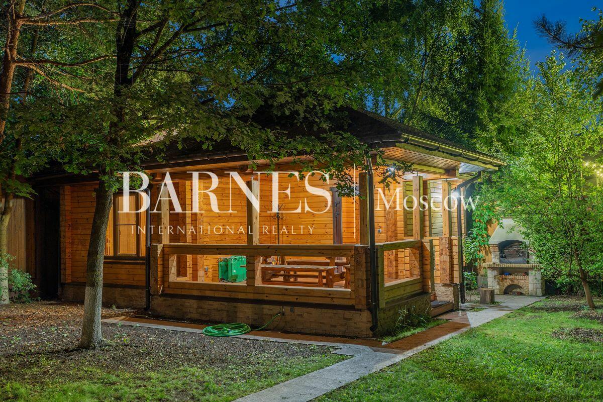 2-этажный коттедж 312 м² с отделкой