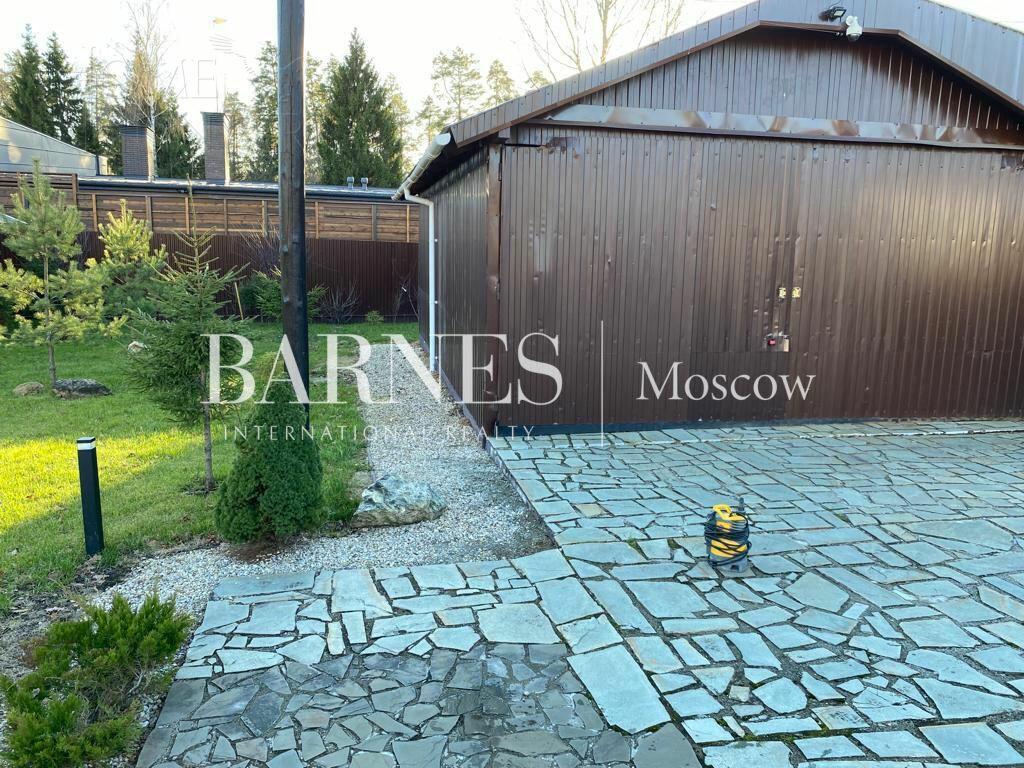 2-этажный коттедж 650 м² с отделкой