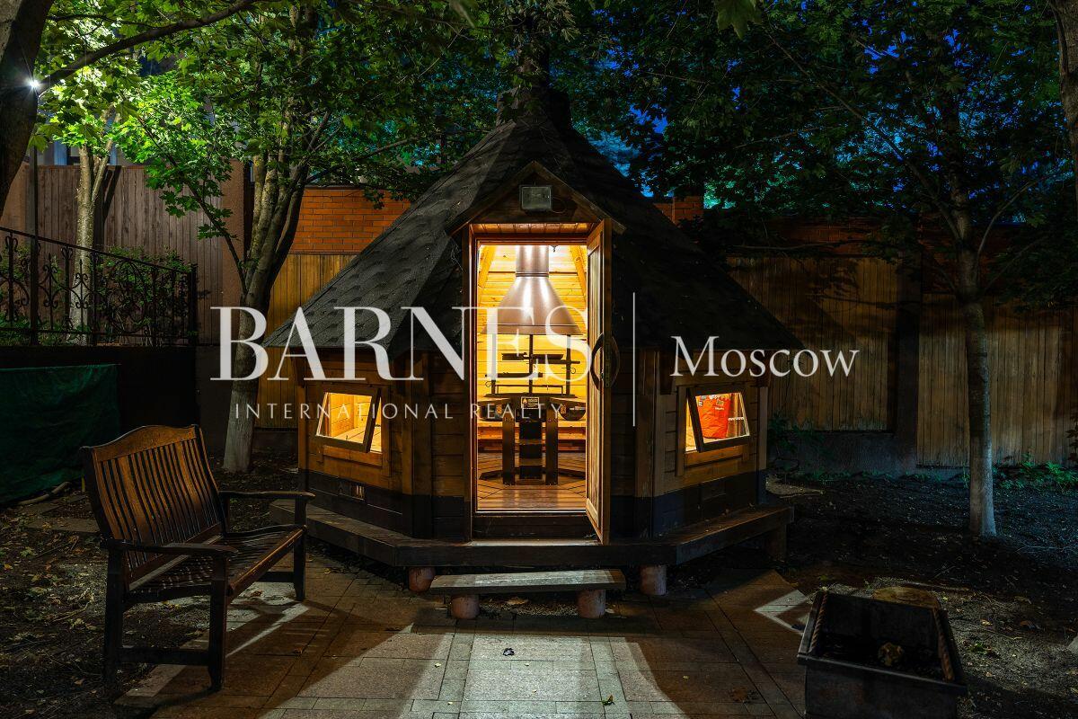 2-этажный коттедж 312 м² с отделкой