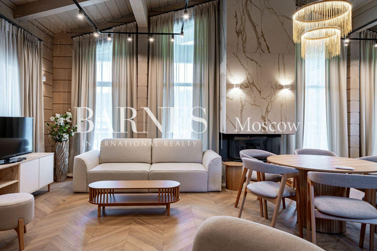 2-этажный коттедж 250 м² с отделкой