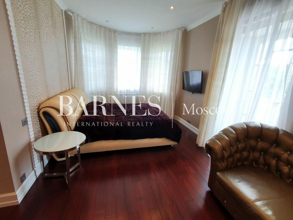 2-этажный коттедж 366 м² без отделки