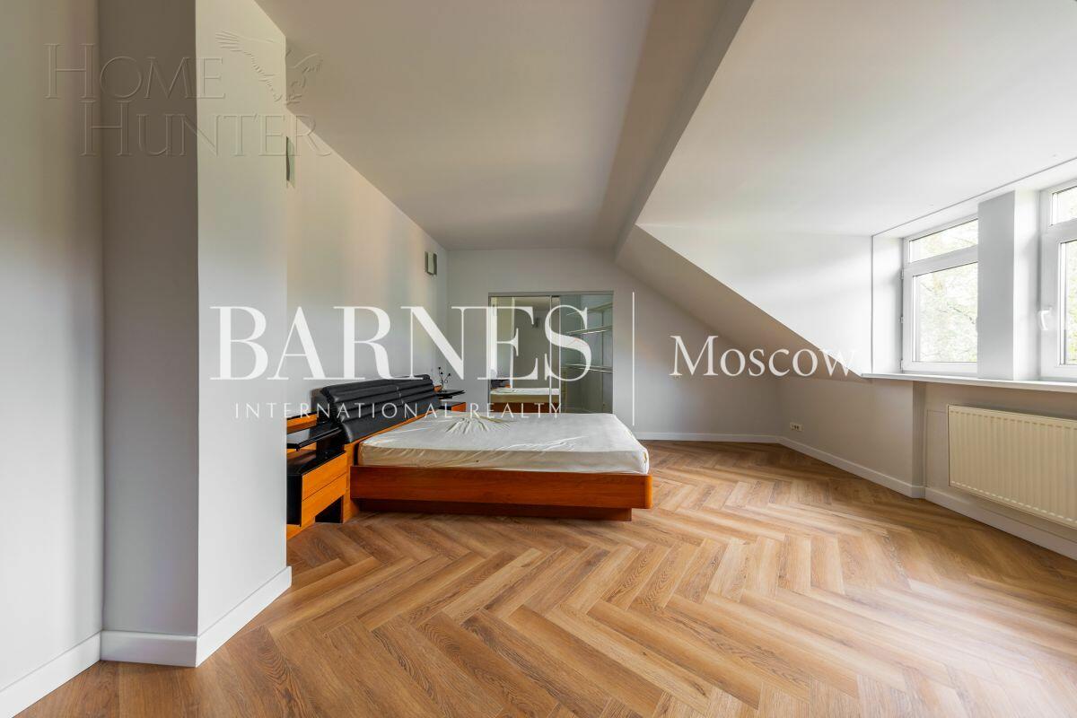 2-этажный коттедж 370 м² с отделкой