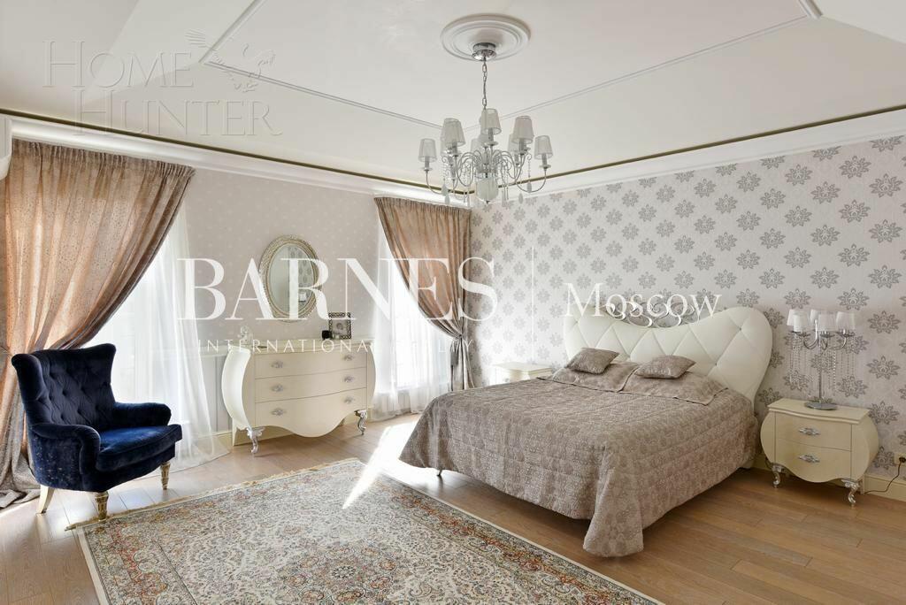 2-этажный коттедж 385 м² с отделкой