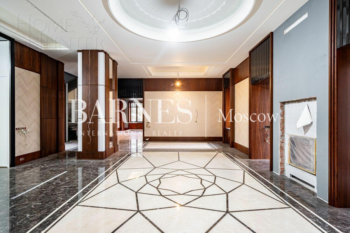 2-этажный коттедж 1 244 м² с отделкой