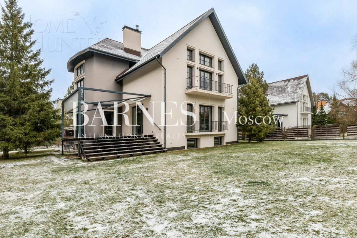 2-этажный коттедж 467 м² с отделкой