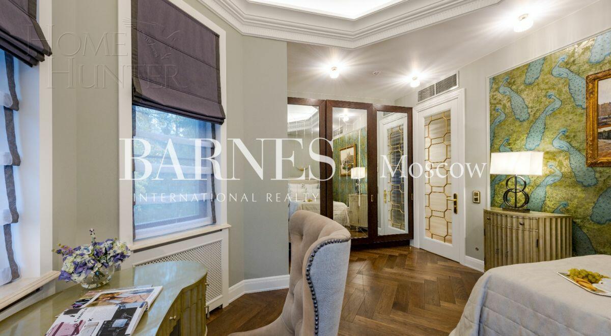 2-этажный коттедж 424 м² с отделкой