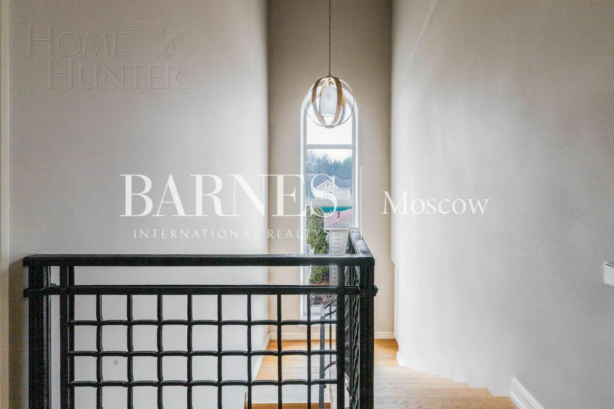 2-этажный коттедж 1 087 м² с отделкой