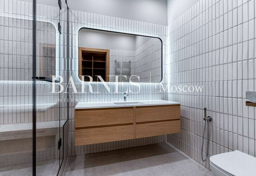 2-этажный коттедж 338 м² с отделкой