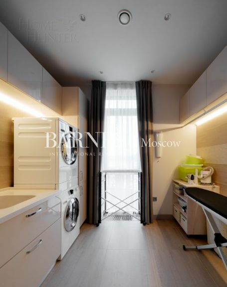 4-этажный таунхаус 278 м² с отделкой