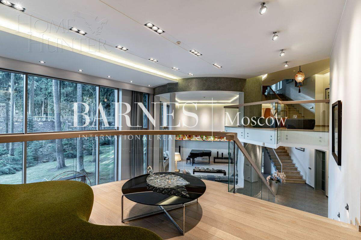 2-этажный коттедж 1 622 м² с отделкой