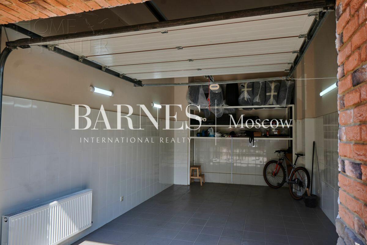 2-этажный таунхаус 295 м² с отделкой