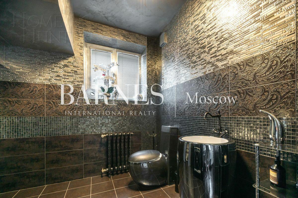 3-этажный коттедж 1 162 м² с отделкой