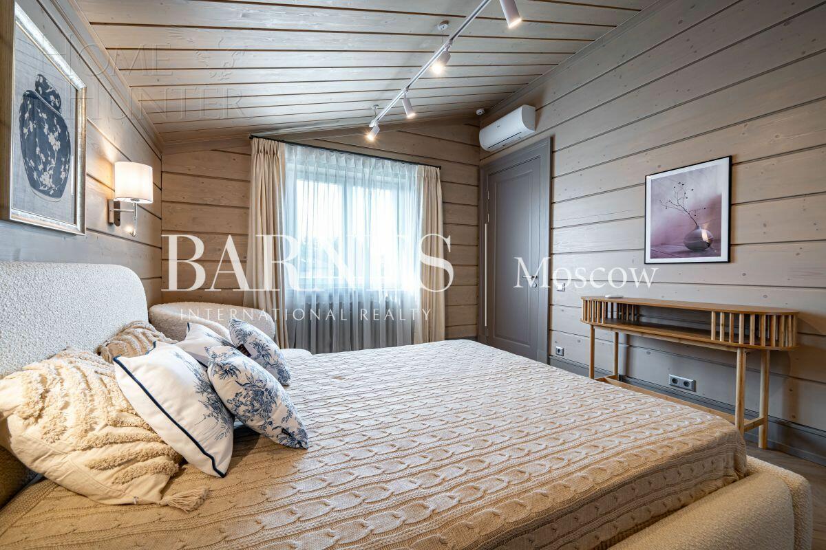2-этажный коттедж 250 м² с отделкой