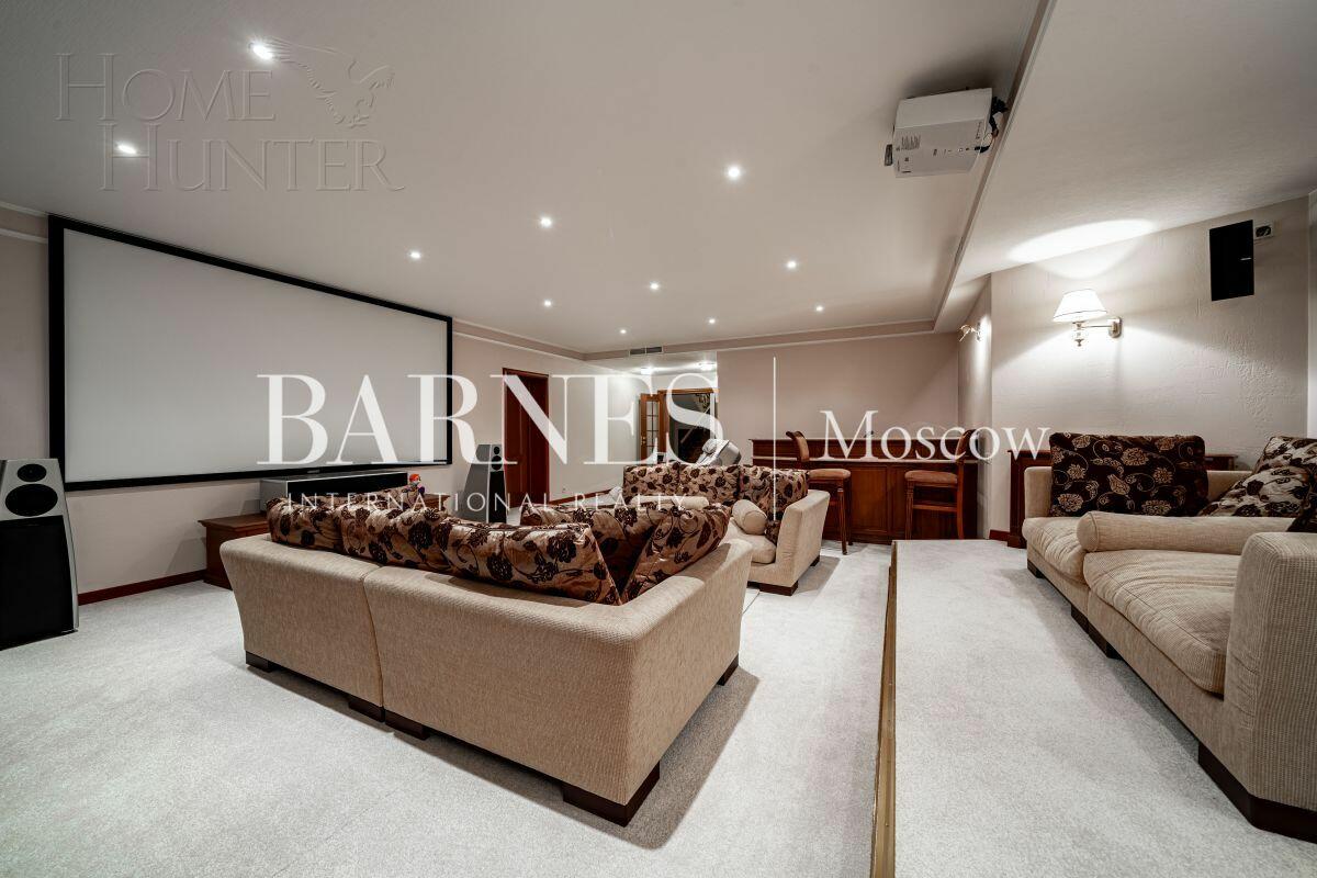 3-этажный коттедж 633 м² с отделкой