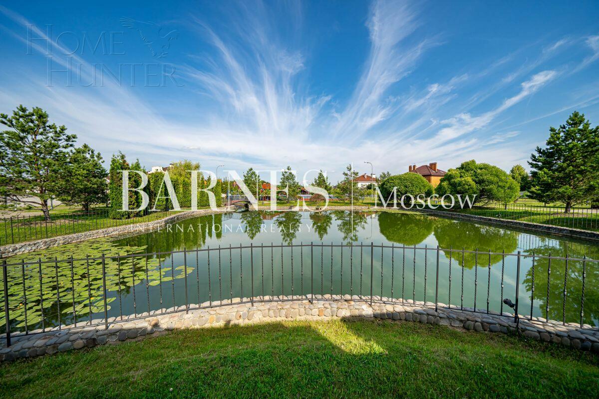 2-этажный коттедж 250 м² с отделкой