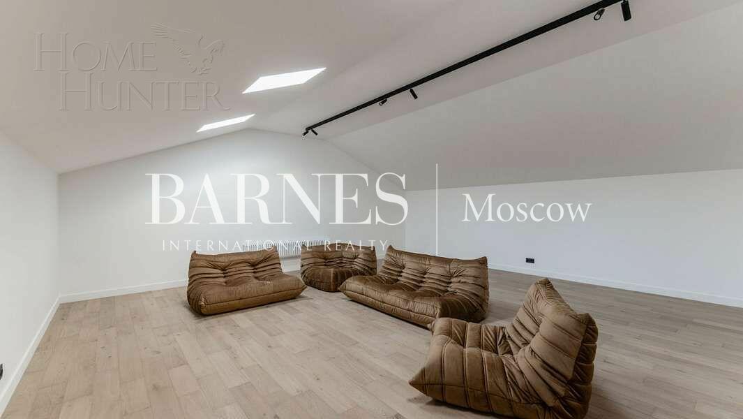 2-этажный коттедж 400 м² с отделкой