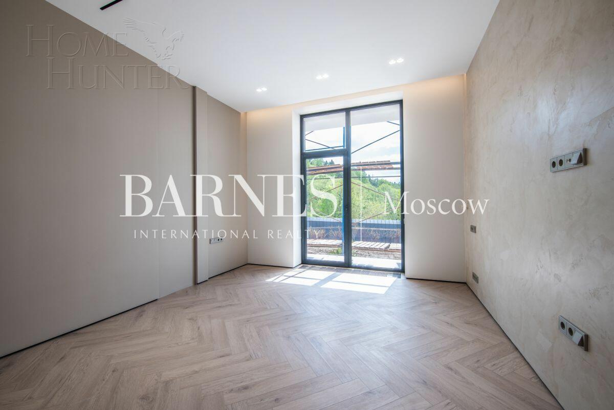 2-этажный коттедж 347 м² с отделкой