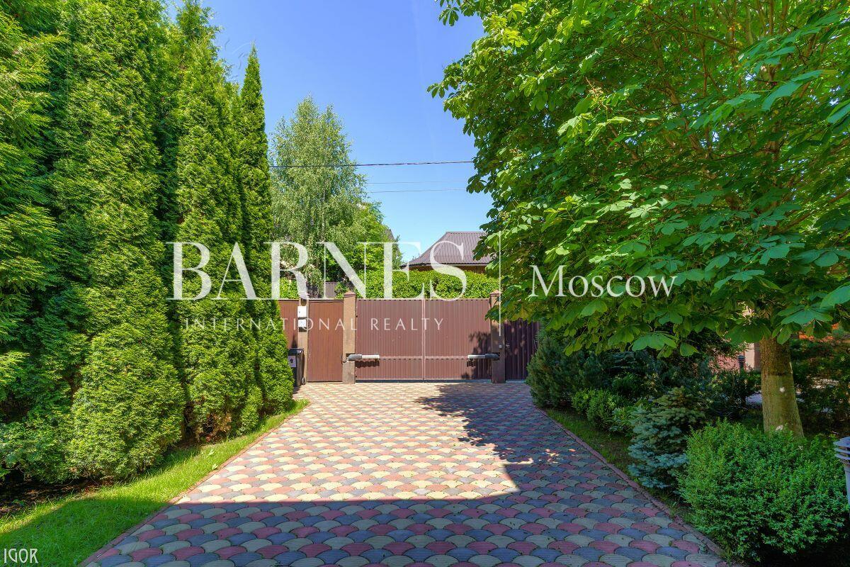 2-этажный коттедж 312 м² с отделкой