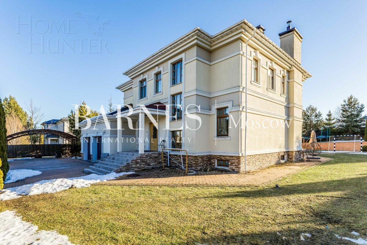 2-этажный коттедж 430 м² с отделкой