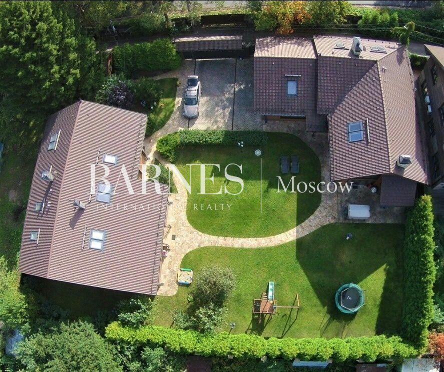 2-этажный коттедж 520 м² с отделкой