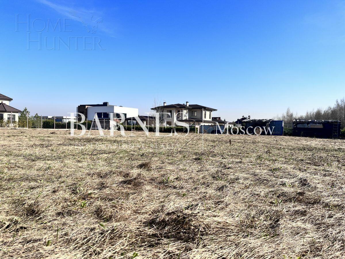 Участок 24.5 сот. в охраняемом поселке