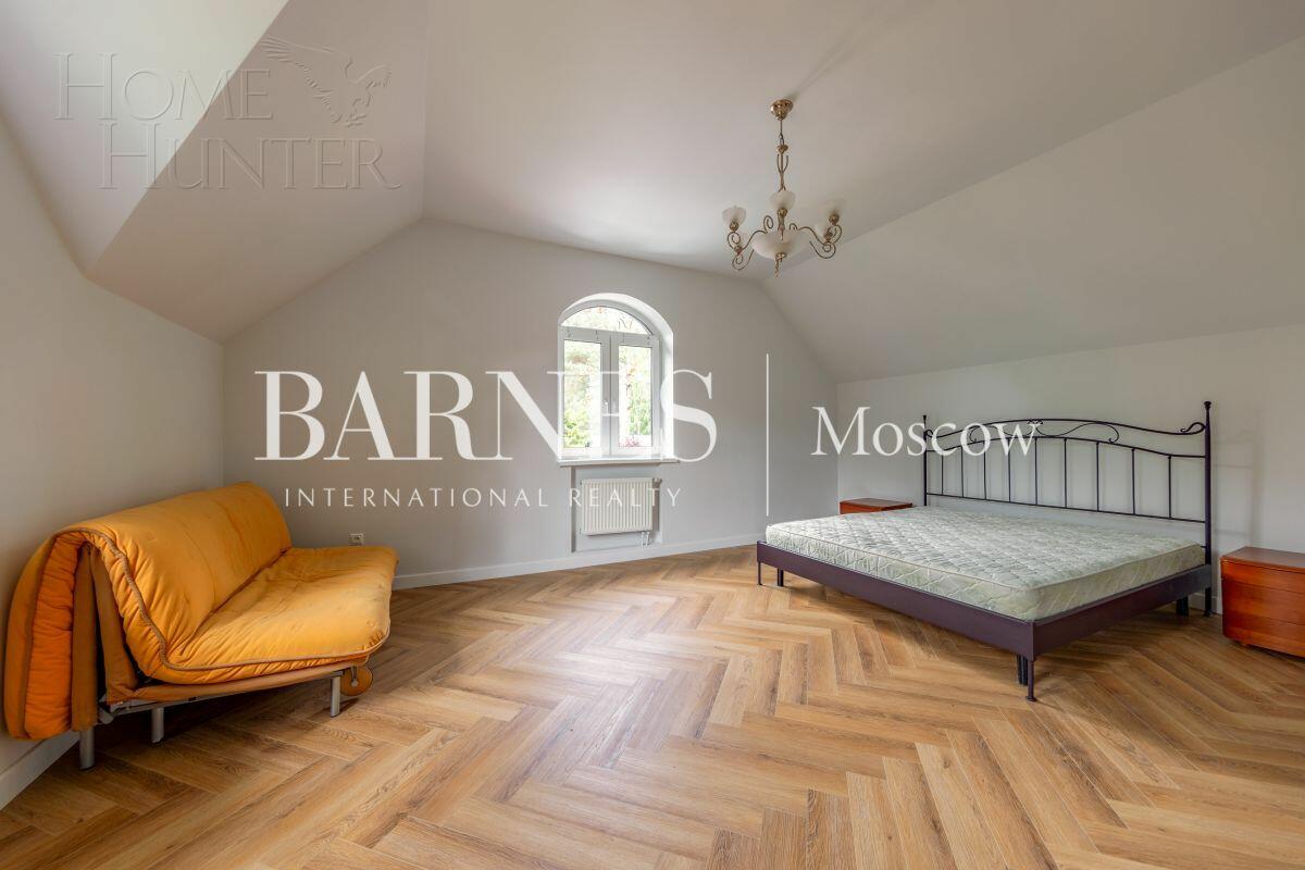 2-этажный коттедж 370 м² с отделкой