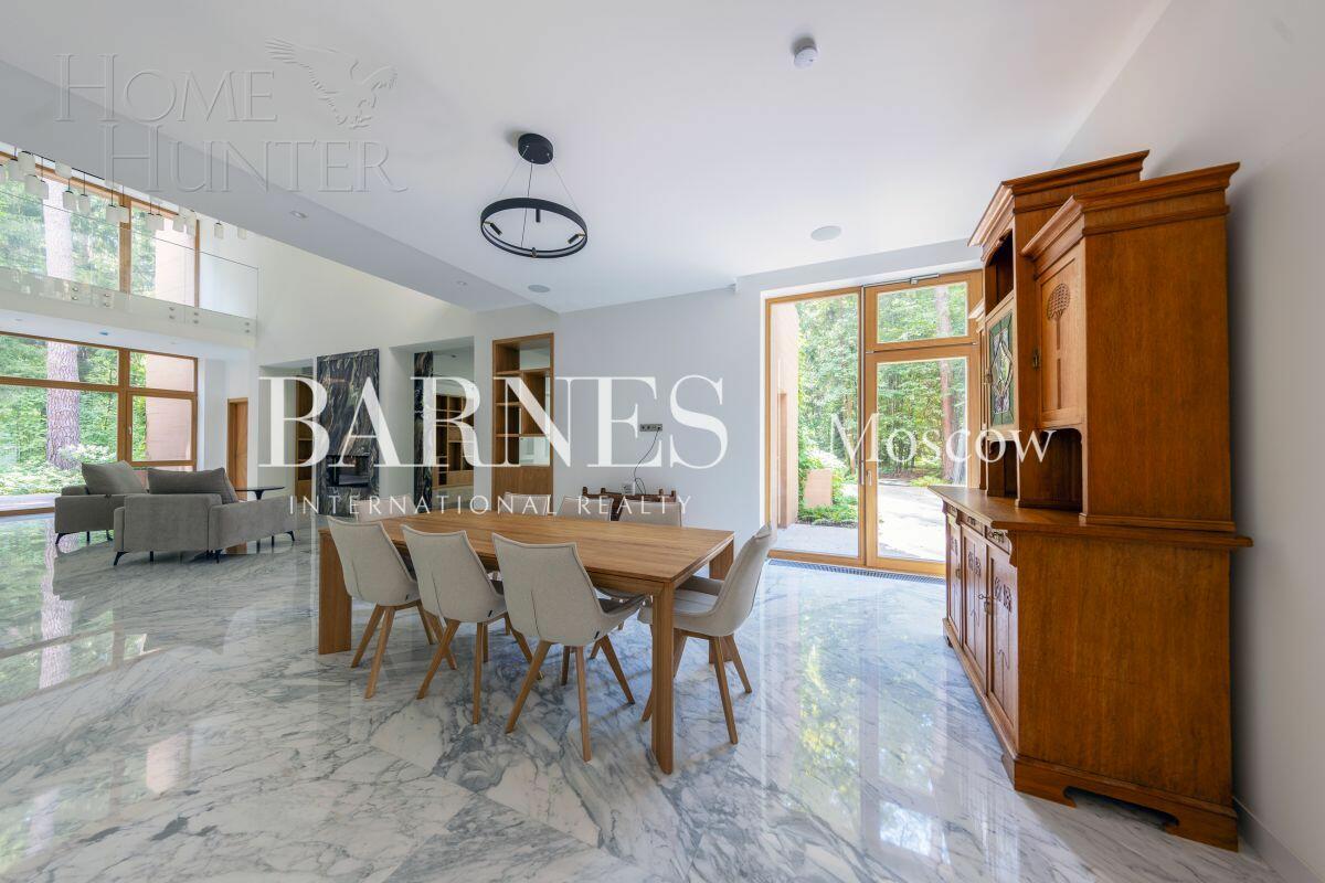 2-этажный коттедж 1 330 м² с отделкой