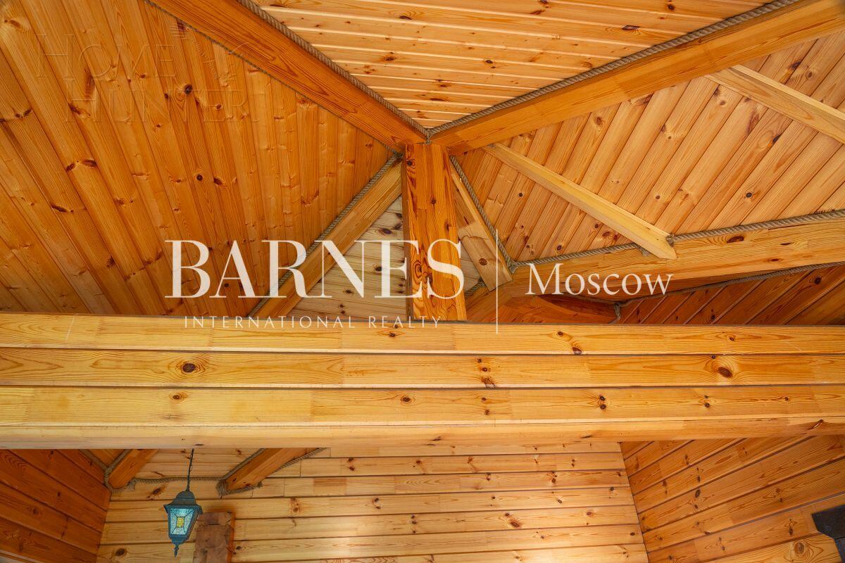 2-этажный коттедж 312 м² с отделкой