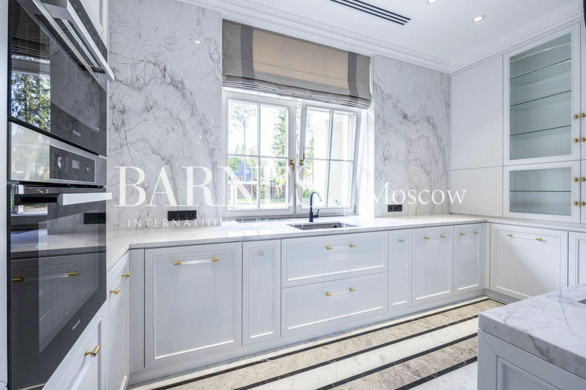 2-этажный коттедж 462 м² с отделкой