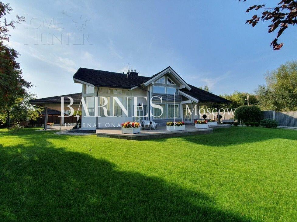 2-этажный коттедж 800 м² с отделкой