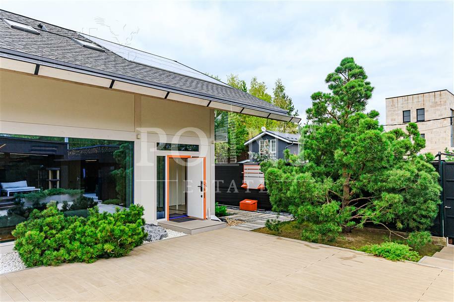 2-этажный коттедж 261 м² с отделкой