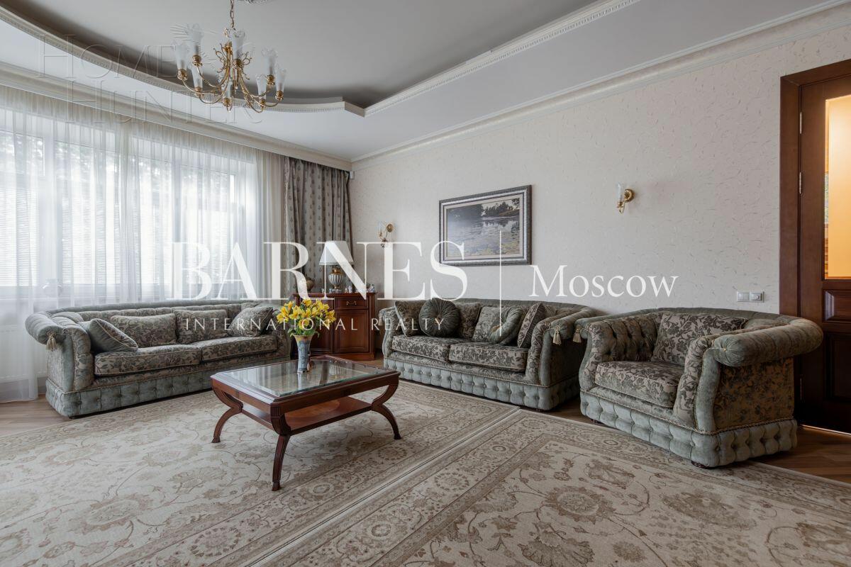 2-этажный коттедж 471 м² с отделкой