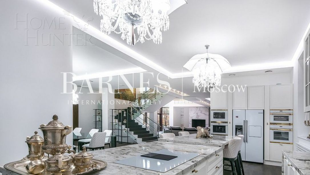 2-этажный коттедж 1 200 м² с отделкой